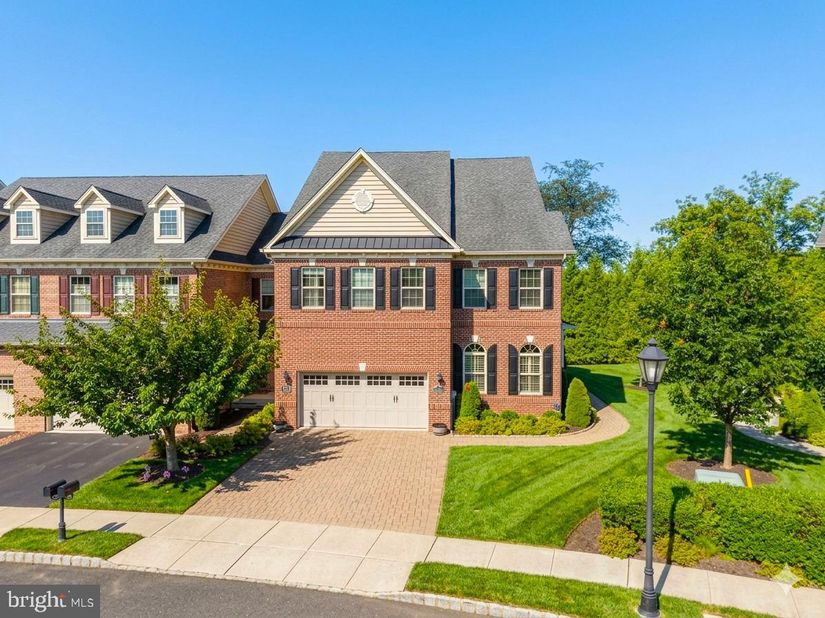 209 Saint James Drive, Langhorne PA 19047
