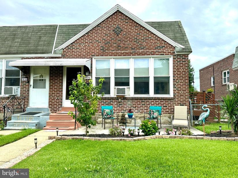 1836 Evarts Street, Philadelphia PA 19152