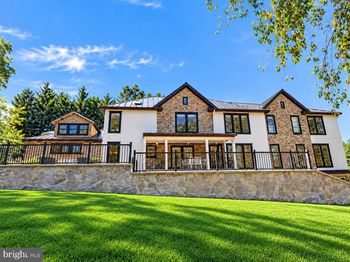 6340 Old Dominion Drive