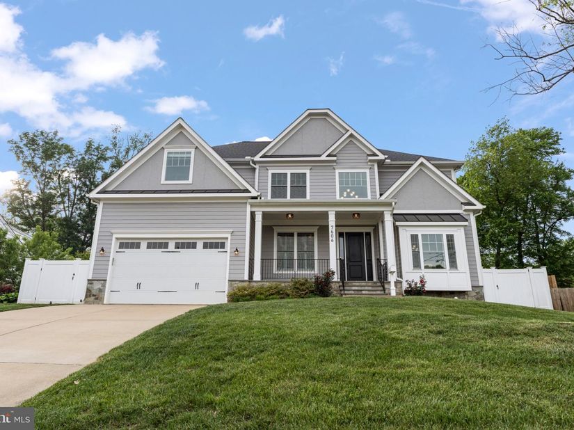 7606 Leonard Drive, Falls Church VA 22043