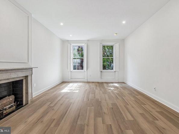 344 S 15TH Street 2, Philadelphia PA 19102