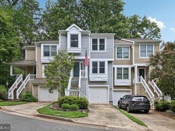 1432 Newport Spring Court