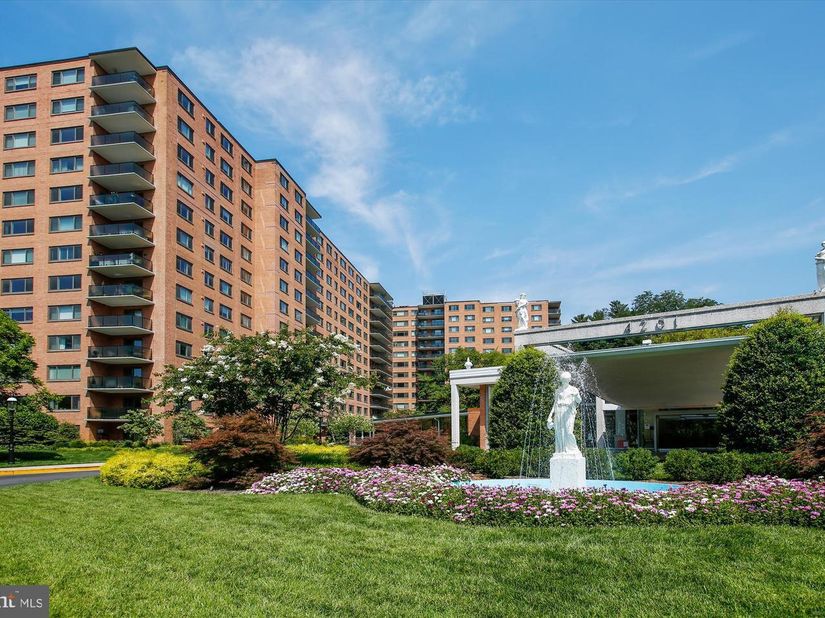 4201 Cathedral Avenue NW 911E, Washington DC 20016