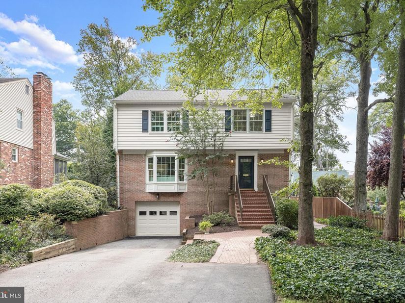 3047 Holly Street, Falls Church VA 22044