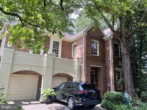 7809 Fox Gate Court, Bethesda MD 20817