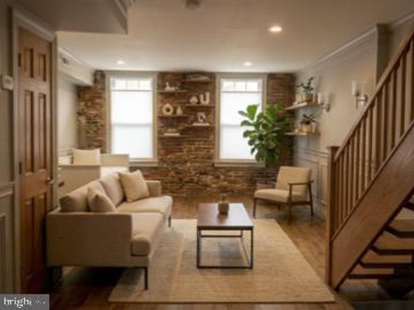 1727 S 4TH Street, Philadelphia PA 19148
