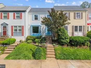 2960 Oakleigh Lane