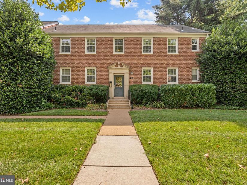 706 S Fayette Street 21, Alexandria VA 22314