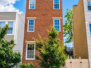 538 Mifflin Street