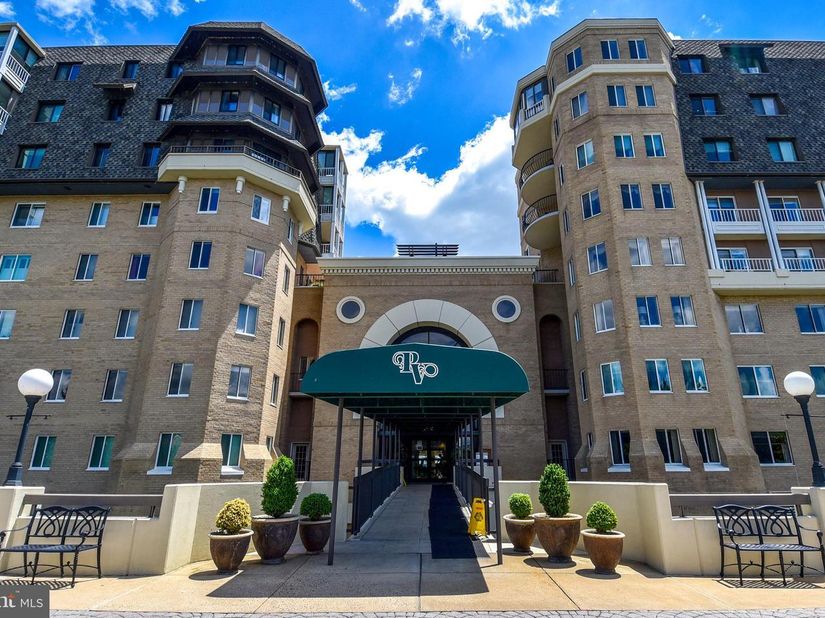 1250 S Washington Street 604, Alexandria VA 22314