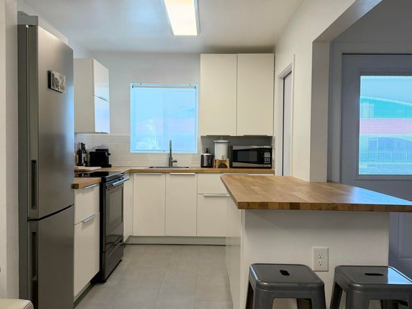 580 Egret Drive 305, Hallandale Beach FL 33009