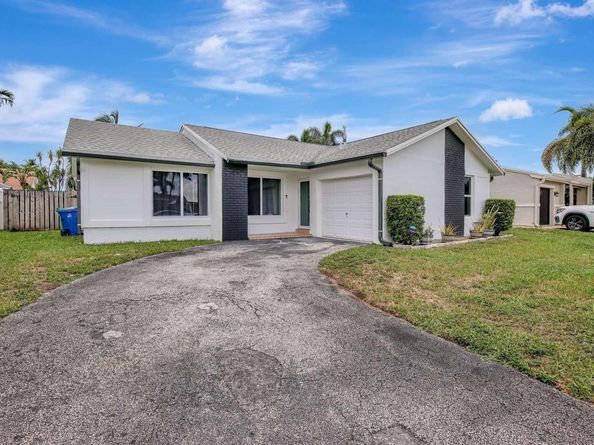 11831 NW 38th Pl, Sunrise FL 33323