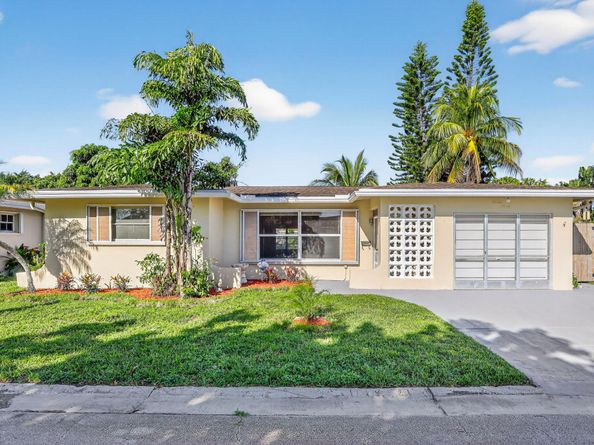 1190 NW 69th Avenue, Margate FL 33063