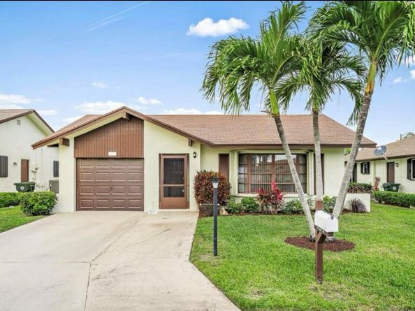 6089 Glentree Lane, Greenacres FL 33463