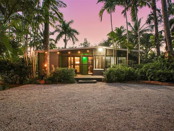 301 SW 14 Way, Fort Lauderdale FL 33312