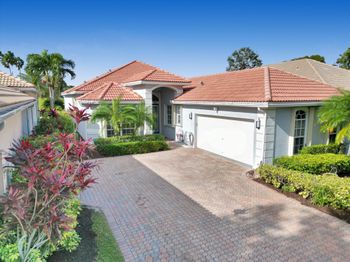 6775 Rothschild Circle