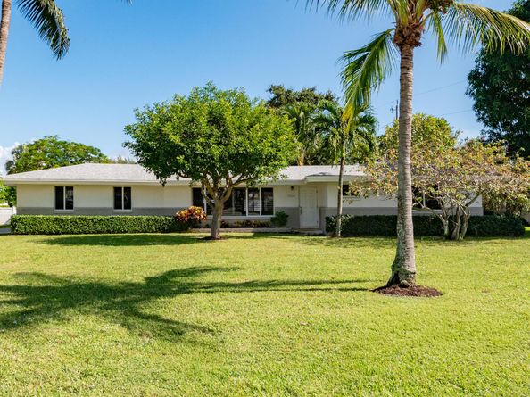 7504 Pine Tree Lane, Lake Clarke Shores FL 33406