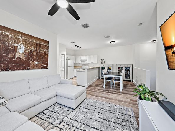 105 Lighthouse Circle J, Tequesta FL 33469