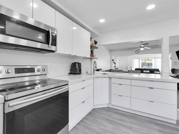 2535 Sherman St, Hollywood FL 33020