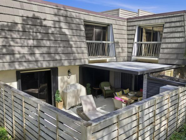 1001 10th Terrace, Palm Beach Gardens FL 33418