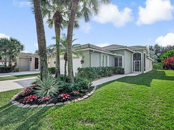 9174 Bay Point Circle