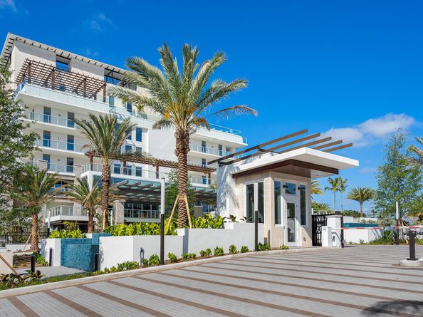 200 SE Mizner Boulevard 307, Boca Raton FL 33432