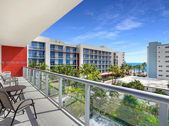 Undisclosed Address #A11677995, Hollywood FL 33019