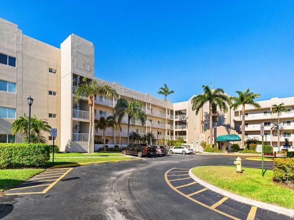 7775 Southampton Terrace 310, Tamarac FL 33321