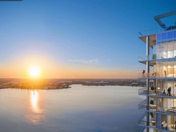 550 S Australian Avenue