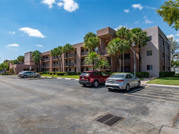 7448 Ashmont Cir 312, Tamarac FL 33321