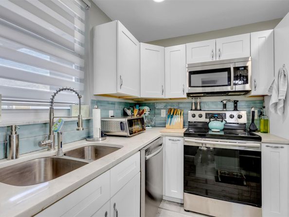 3100 NE 49th St 503, Fort Lauderdale FL 33308