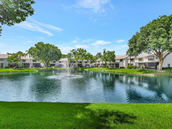 4771 NW 22nd Street 42121, Coconut Creek FL 33063