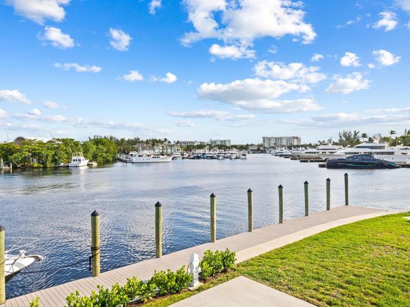 2171 SW 23rd Ave, Fort Lauderdale FL 33312