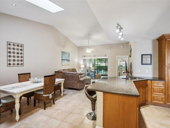 35 Centennial Court, Deerfield Beach FL 33442