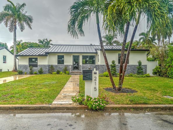 215 32nd Street, West Palm Beach FL 33407