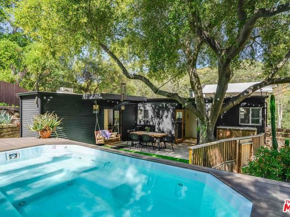 20402 Paradise Lane, Topanga CA 90290
