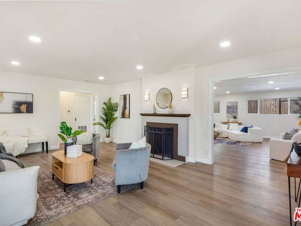 4933 W 20th Street, Los Angeles CA 90016