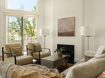 1310 N Detroit Street