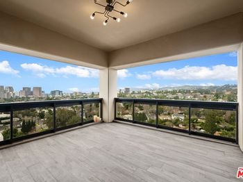 10445 Wilshire Boulevard