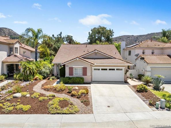 3083 Sprucewood Ln, Escondido CA 92027