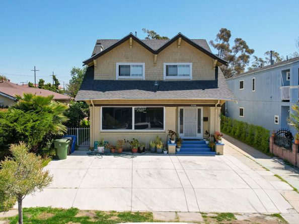 2308 11th Avenue, Los Angeles CA 90018