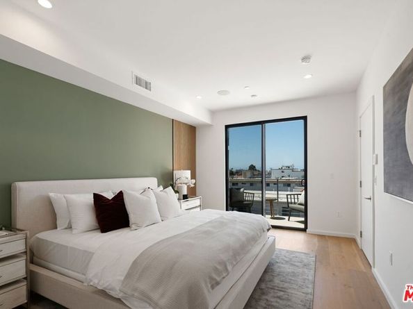 3805 S Verona Court, Los Angeles CA 90066