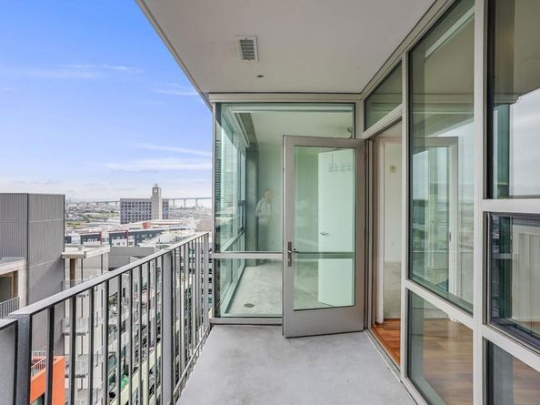 321 10Th Avenue 1303, San Diego CA 92101