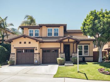2574 Saddleback Street
