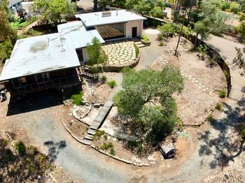 3533 Lomacitas Lane