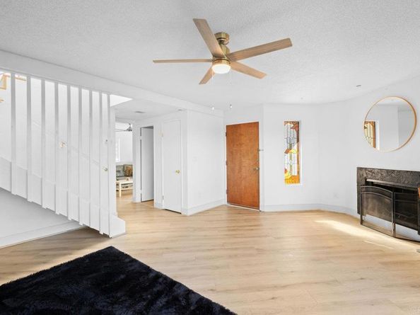 4971 Vista Pl B, San Diego CA 92116