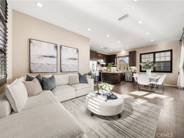 81 Strawberry Grv, Irvine CA 92620