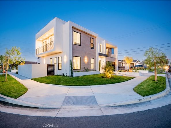 9541 Pollack Drive, Huntington Beach CA 92646