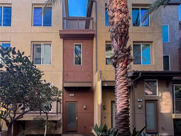 543 Rockefeller, Irvine CA 92612