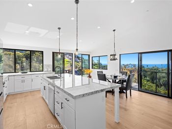 990 Meadowlark Drive